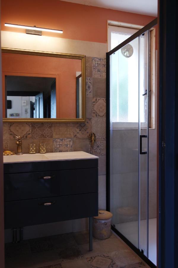 Domaine du pavillon Gîte 15 personnes Issy-l'Eveque Extérieur photo