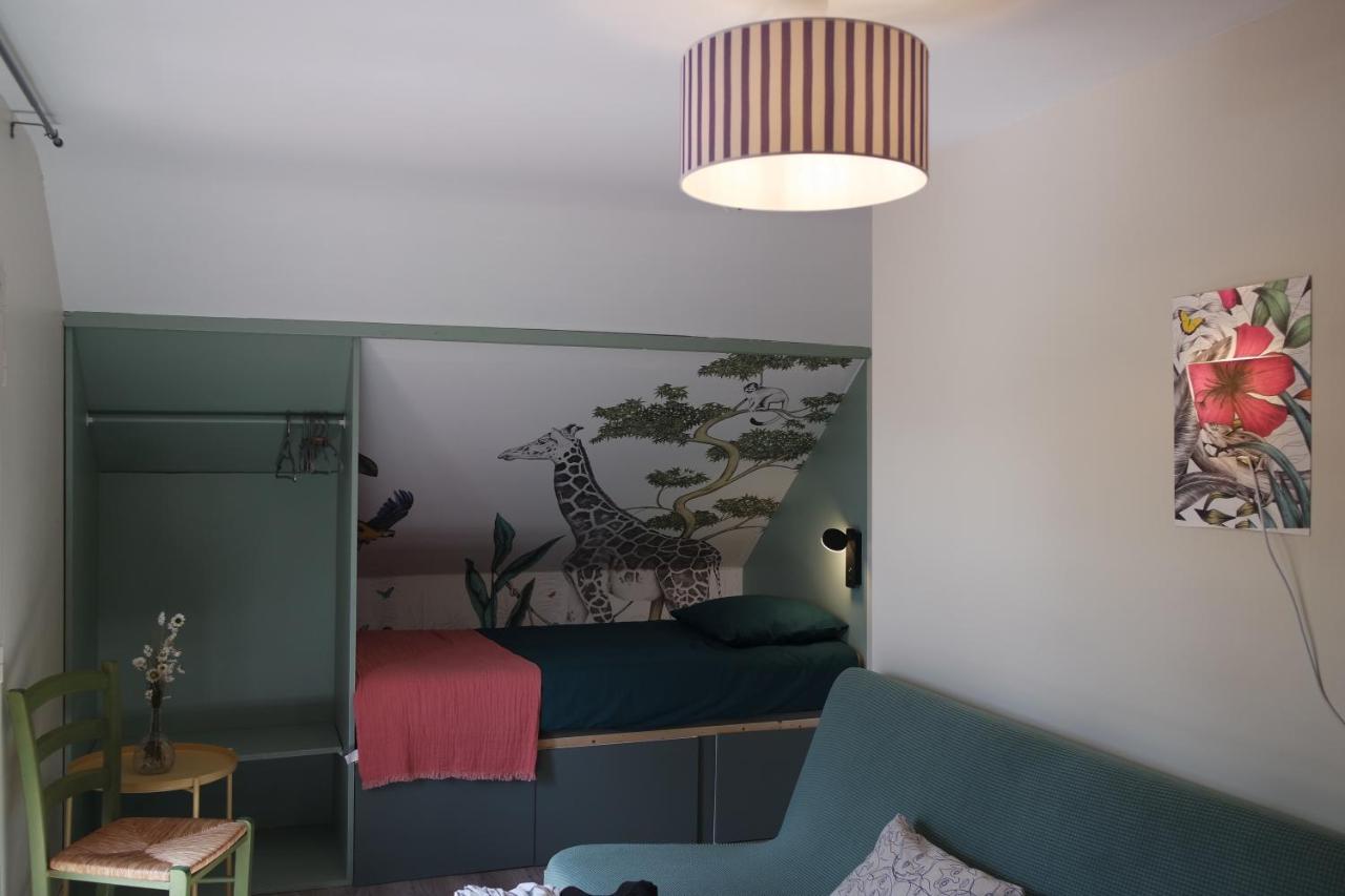 Domaine du pavillon Gîte 15 personnes Issy-l'Eveque Extérieur photo