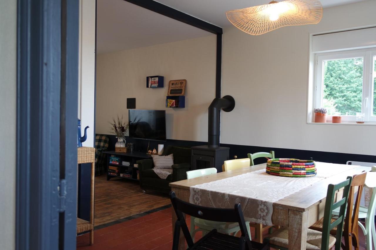 Domaine du pavillon Gîte 15 personnes Issy-l'Eveque Extérieur photo