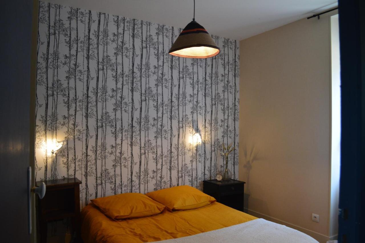 Domaine du pavillon Gîte 15 personnes Issy-l'Eveque Extérieur photo